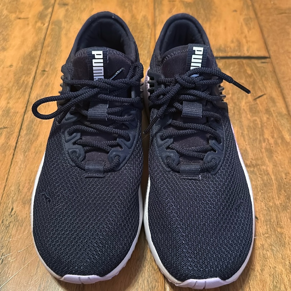 NEVER WORN, Puma soft foam sneakers, navy blue & purple
